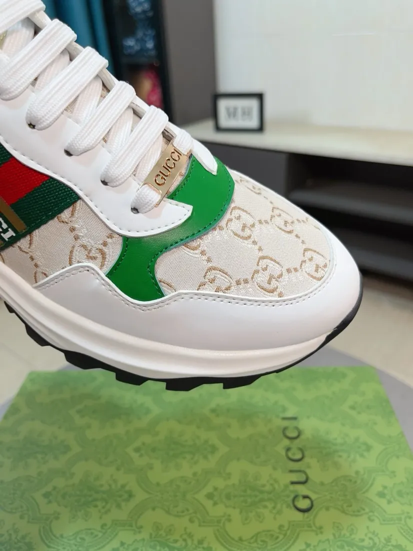 Men's shoes 💰458🌹🌹[GUCCI] Gucci's new lace-up casual men's shoes are on the market first, and the materials and workmanship are superior to all versions on the market. The highest quality shipped first-layer cowhide with imported original perforated materials➕Genuine leather lining, privately molded soft outsole, high foot comfort, imported special materials highlight the brand's unique charm, high-end customization 38-44